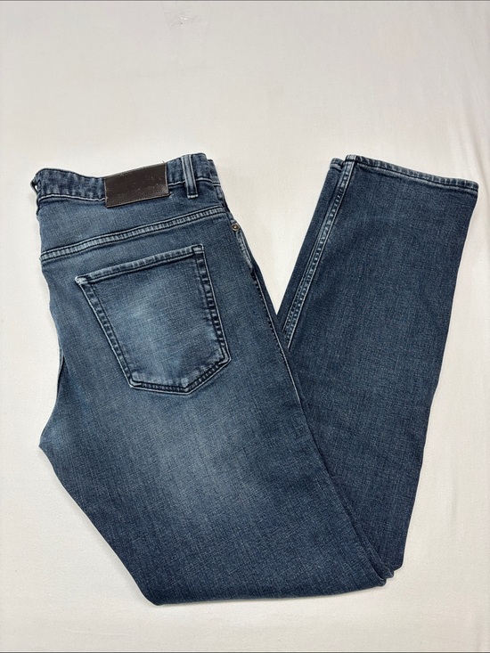 Hugo Boss Other - Hugo Boss Men's Delawear Slim Fit Blue Jeans 318 trendy stretch comfort work